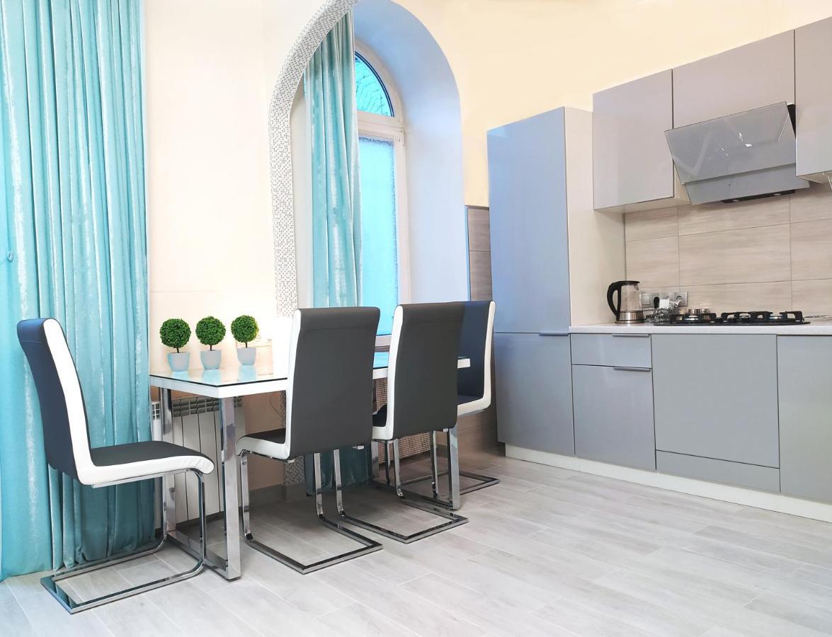 Apartment Luxury Centre Located 基輔 外观 照片